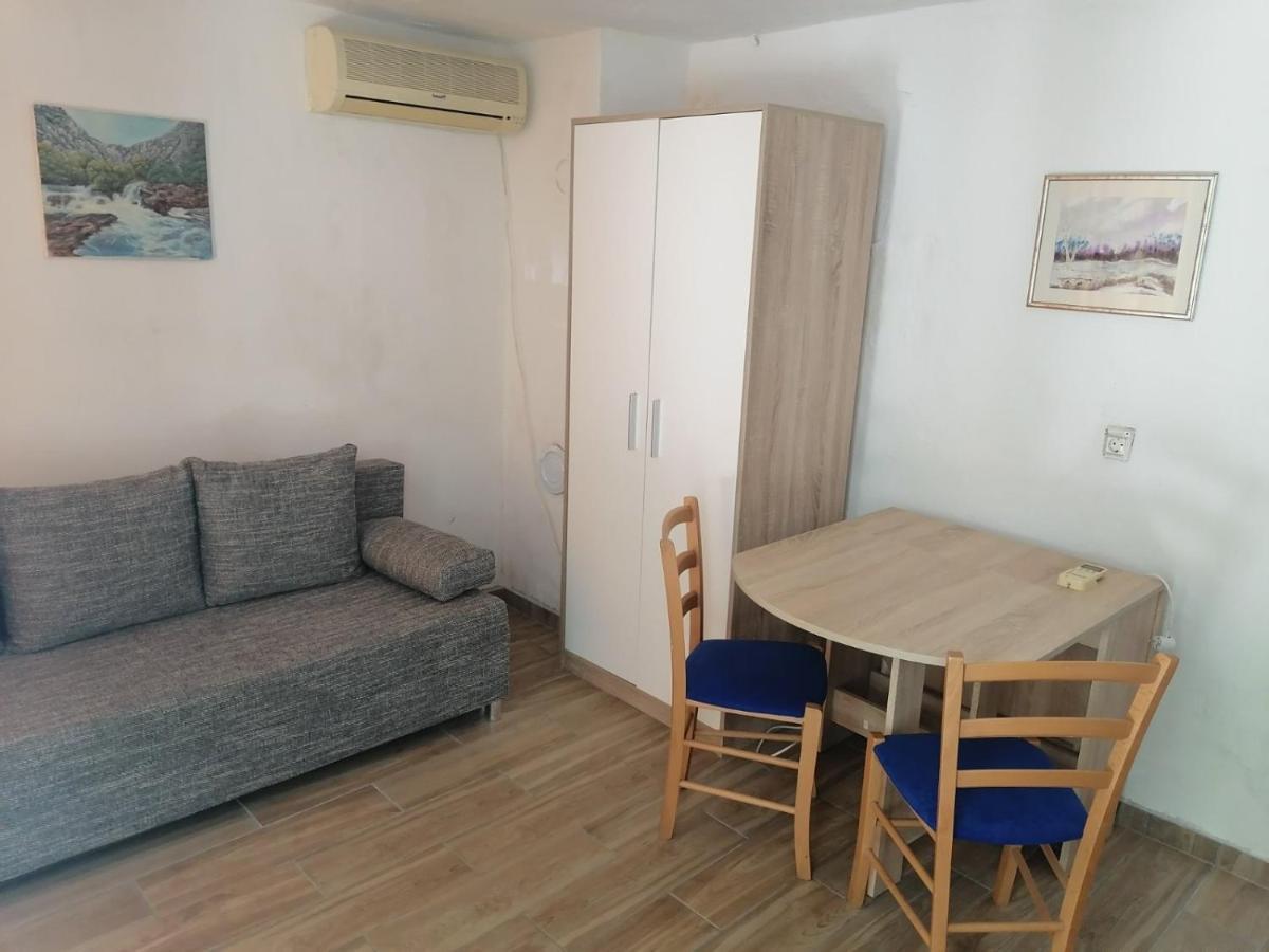 Apartman Milica Golubic  Екстер'єр фото