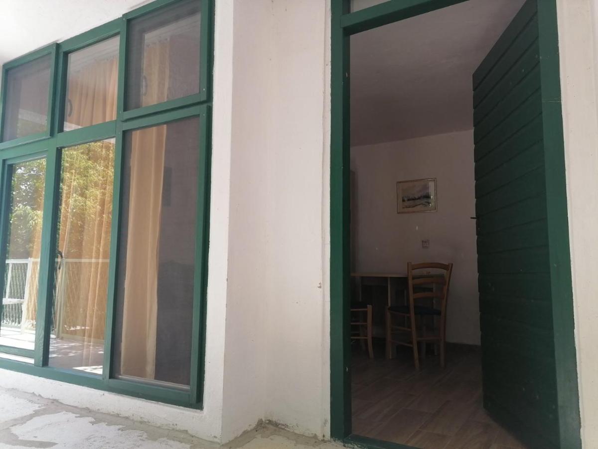Apartman Milica Golubic  Екстер'єр фото